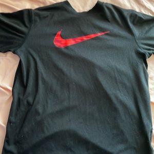 Nike T-shirt